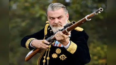 Ray Stevenson ने फिल्म RRR में निभाया था खूंखार विलेन का किरदार, जानें उनके जीवन से जुड़ी अनसुनी बातें