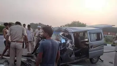 राजस्थान में भीषण हादसा : कार-ट्रक की टक्कर से REET परीक्षा देने जा रहे 5 स्टुडेंट की मौत, गहलोत ने जताया दुख