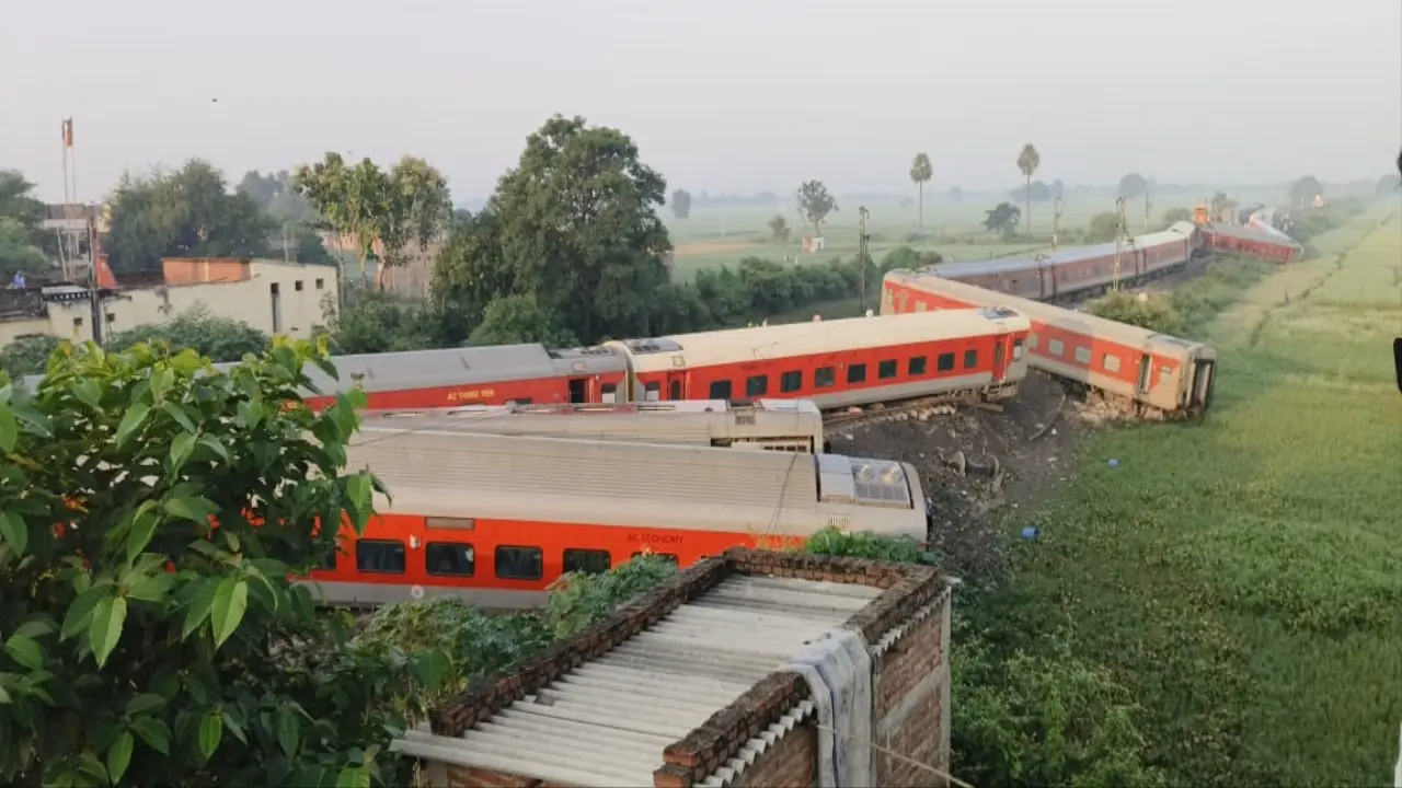 Bihar train accident: उमराह पर बहन को रवाना कर दिल्ली से घर लौट रहे थे दो भाई, ट्रेन से दबकर एक की मौत