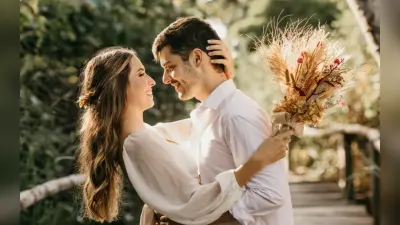 Relationship Tips : पति के सामने कभी न करें ये चार चीजें, नहीं तो रिश्ता हो सकता है खराब