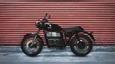 YAMAHA RX100 Electric: 250 किलोमीटर की रेंज के साथ दोबारा लॉन्च होगी ये ऑल टाइम फेवरेट बाइक!
