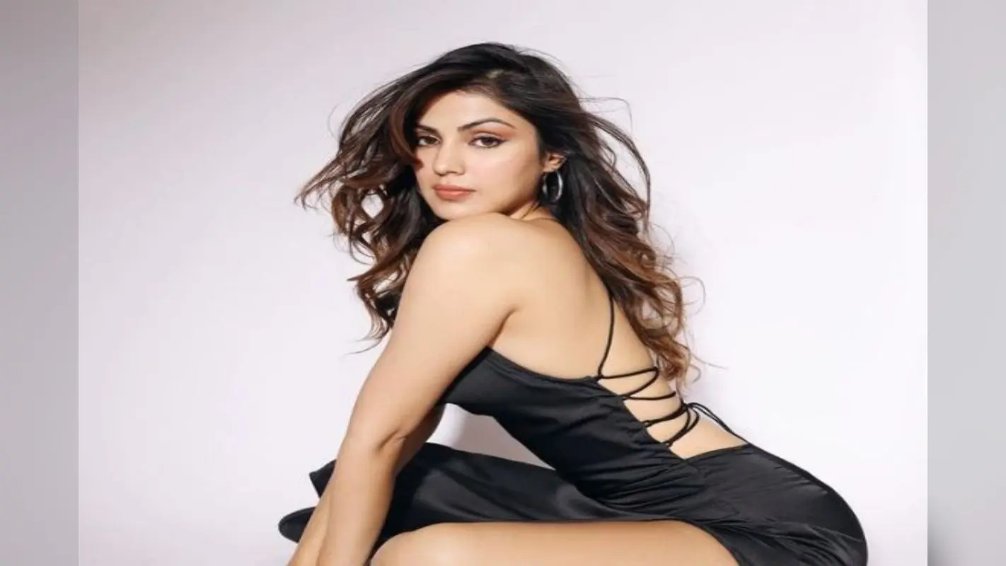 सुशांत सिंह राजपूत को मौत के लिए उकसाने की FIR से लेकर जेल जाने तक,कई विवादों का हिस्सा रही हैं रिया चक्रवर्ती