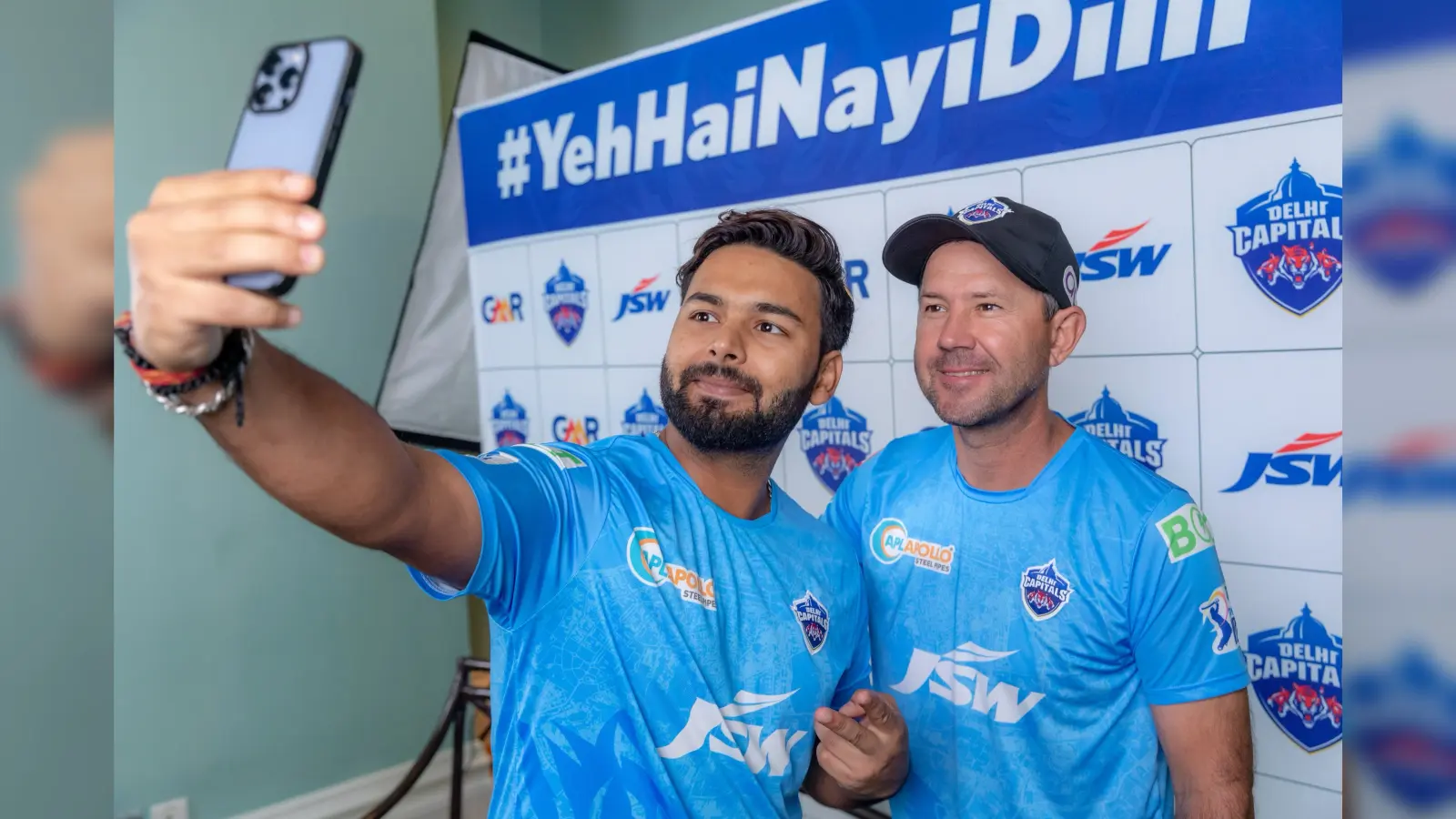IPL में ऋषभ पंत की जगह यह खिलाड़ी DC के लिए करेगा विकेटकीपिंग, बल्ले से भी कर सकता है धमाका