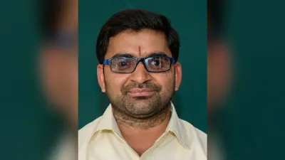 Teachers Day 2020 : लॉकडाउन में टेक्नोलॉजी के जरिए लातेहार के ग्रामीण बच्चों को मुफ्त पढ़ा रहे रजनीकांत