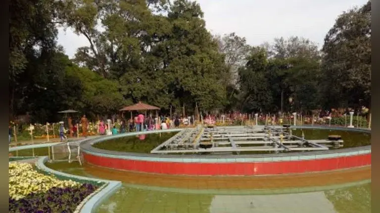 घरों में बोरियत महसूस कर रहे लोगों को बिहार सरकार करायेगी पटना के पार्कों का वर्चुअल टूर