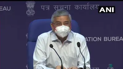 कोरोना के थर्ड वेब में बच्चों पर नहीं होगा असर, एम्स निदेशक रणदीप गुलेरिया ने बतायी ये वजह…
