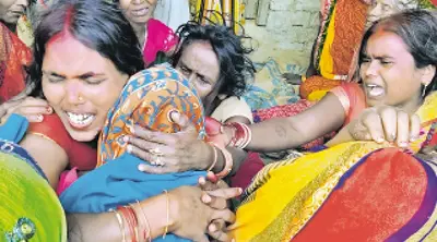 मुजफ्फरपुर में स्कॉर्पियो व ट्रैक्टर में भीषण टक्कर, 12 लोगों की मौत