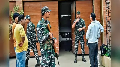 वित्त मंत्री डॉ रामेश्वर उरांव के बेटे रोहित के घर छापे की राजनीतिक गलियारे में चर्चा