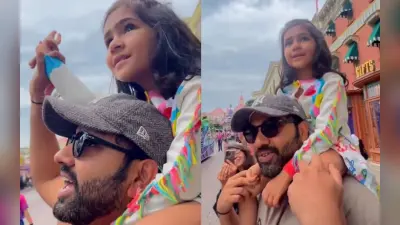 VIDEO: बेटी को कंधे पर बिठाकर विदेश की सैर करा रहे हैं रोहित शर्मा, देखें वायरल वीडियो
