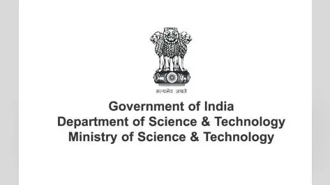 आरवी के तीन छात्रों को 5 साल तक मिलेगा सालाना “80 हजार
