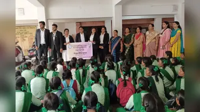 रांची यूनिवर्सिटी: इंस्टीट्यूट ऑफ लीगल स्टडीज के स्टूडेंट्स बच्चों को कर रहे जागरूक, दे रहे कानून की जानकारी