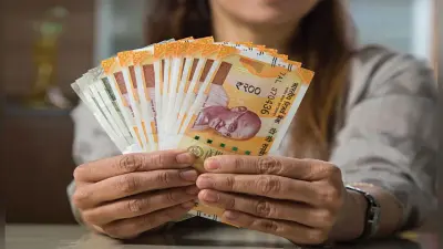 PM Kisan Yojana: जानें कब आएगी 15वीं किस्त, इन किसानों के खाते में आएंगे चार हजार रुपये ज्यादा