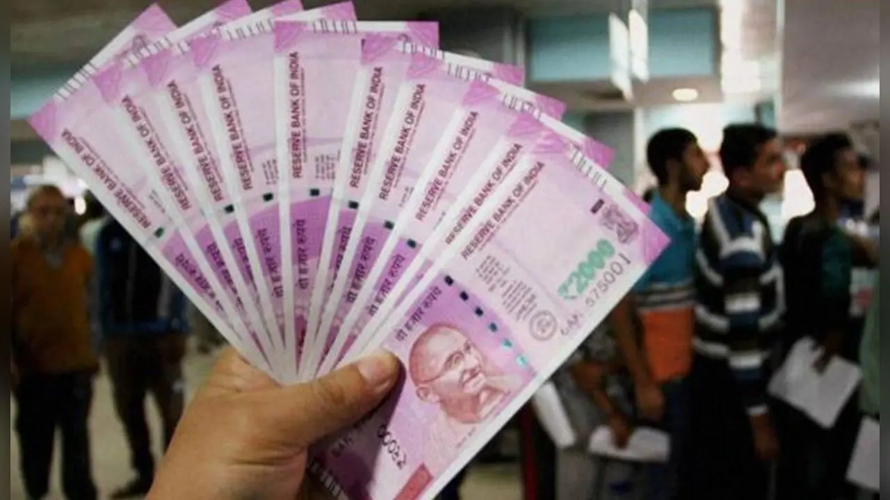 LIC के इस प्लान में सिर्फ 1 प्रीमियम जमा करने पर हर महीने पाई जा सकती है पेंशन, जानिए इसकी खासियत