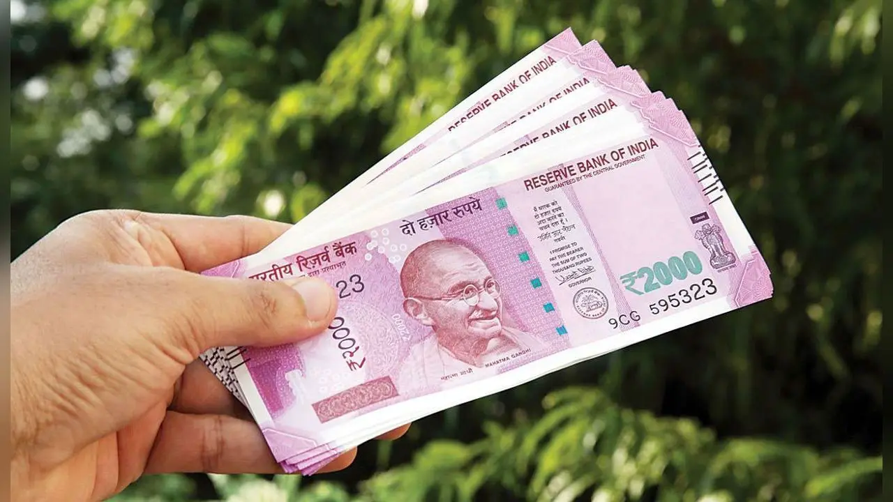 Investment Tips: शेयर वैल्यू गिरने से मुनाफे का हो जाए कमी तो घबराएं नहीं, जानें लाभ कमाने के टिप्स