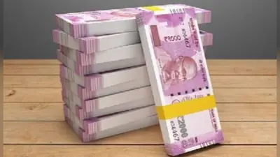 PMJJBY : साल में केवल 330 रुपये के प्रीमियम पर होता है 2 लाख रुपये का इंश्योरेंस, जानें क्या है इस स्कीम की खासियत…?