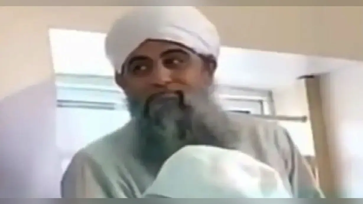 मौलाना साद आया सामने, बोला – कोरोना के लिए जमात जिम्मेदार नहीं, मरकज में नहीं होता गैर-कानूनी काम