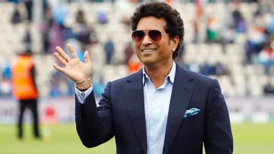 पुजारा के आलोचकों पर भड़के सचिन तेंदुलकर, कहा- गेंद को हिट करने से ही कोई बेस्ट क्रिकेटर नहीं बनता