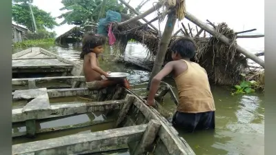 Saharsa News: सरस्वती पूजा के मौके पर बार डांसरों से लगवाये ठुमके, जोश में दागी गयी गोली से युवक जख्मी