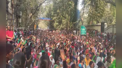 झारखंड: रांची में मोरहाबादी से डीसी आवास पहुंचकर सहियाओं ने किया शक्ति प्रदर्शन, मिला ये आश्वासन