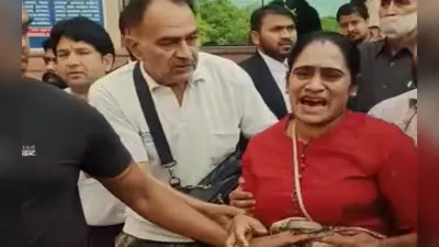 Saket Court Firing: 14 दिनों की न्यायिक हिरासत पर भेजा गया मुख्य आरोपी कामेश्वर सिंह, हथियार भी बरामद