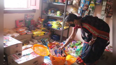 ग्रामीण इलाकों में राशन की ऑनलाइन होम डिलीवरी से महंगाई को मात देने में जुटीं महिलाएं, लॉकडाउन से अब तक इतने रुपये की कर ली कमाई…