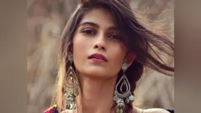 दीपक तिजोरी की बेटी समारा ग्लैमरस अंदाज से जीत रही फैंस का दिल, खूबसूरती के मामले में नहीं किसी से कम