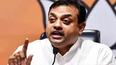 BJP: कांग्रेस पाकिस्तान और आतंकवाद को ऑक्सीजन मुहैया करने का करती है काम