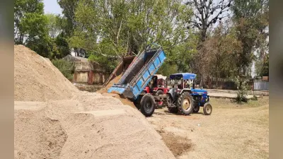 मनाही के बाद भी नदियों से हो रहा है बालू का उठाव, NGT ने लगायी है 15 अक्तूबर तक रोक