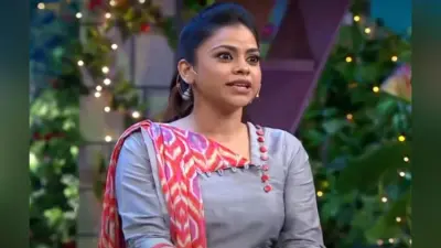 The Kapil Sharma Show: ‘क्या सुमोना से जलते हैं कपिल शर्मा?’, एक्ट्रेस ने सबके सामने कह दी ये बात, देखें VIDEO