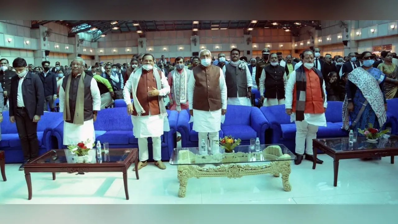 Bihar News: बिहार कैबिनेट के 14 मंत्रियों पर गंभीर आपराधिक मामले, BJP कोटे के सभी मंत्री करोड़पति , जानें कौन सबसे अधिक अमीर