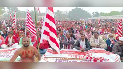 सरना धर्म कोड की मांग को लेकर देशभर के आदिवासी संगठनों ने दिल्ली में दिया महाधरना, नेताओं ने कही यह बात