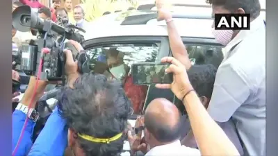 AIADMK से निष्कासित नेता वीके शशिकला को अस्पताल से मिली छुट्टी, जेल से हो चुकी है रिहा