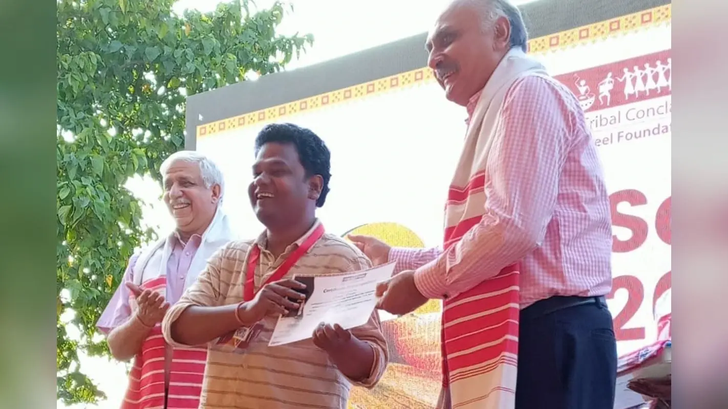 झारखंड:टाटा स्टील फाउंडेशन नेशनल फिल्म कॉम्पिटिशन में जादूगोड़ा को पहला पुरस्कार, फिल्मकार सतीश मुंडा सम्मानित
