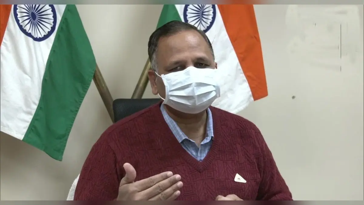 ICMR की गाइडलाइन से तीन गुना अधिक संक्रमितों की हो रही है जांच, पाबंदियों से केस में आयी कमी