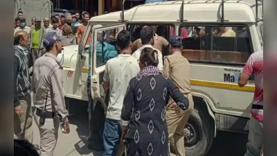 Uttarakhand: गार्ड ने बैंक ैनेजर पर पेट्रोल छिड़क कर लगाई आग, अटेंप्ट टू मर्डर का मामला दर्ज