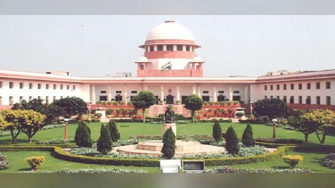 दिल्ली प्रदूषण से निपटने के लिए केंद्र की तैयारी पूरी, SC की चेतावनी के बाद 24 घंटे में टास्क फोर्स का गठन