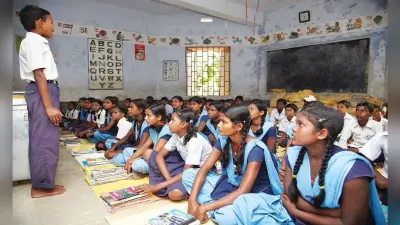 Bihar news: शैक्षिक सत्र की आधी अवधि बीती, नहीं मिली बच्चों को किताबें, कैसे आगे बढ़ेंगे नौनिहाल ?