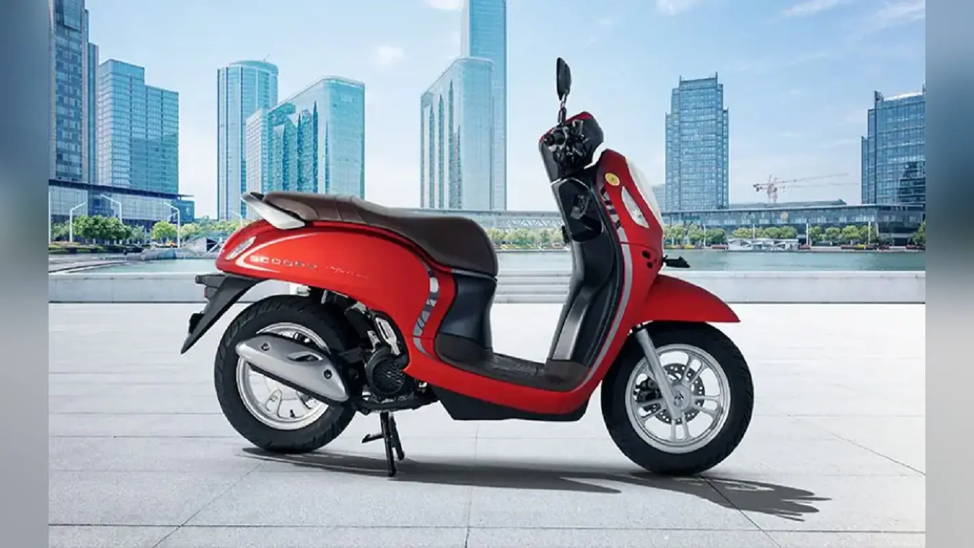 Honda Scoopy: दमदार इंजन और फंकी लुक का जबरदस्त कॉम्बिनेशन, अब Fascino और Vespa को Scoopy देगा टक्कर!