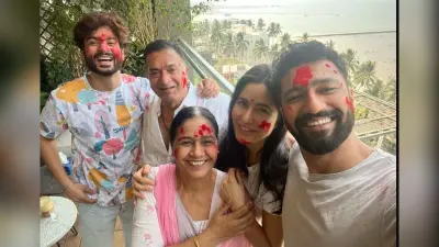 कैटरीना कैफ ने कुछ इस अंदाज में ससुराल वालों के साथ मनाई होली, सासू मां के साथ दिखी जबरदस्त कमेस्ट्री