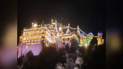 राधा रानी के इंतजार में फूलों से सजा बरसाना मंदिर, 23 सितंबर को राधा अष्टमी