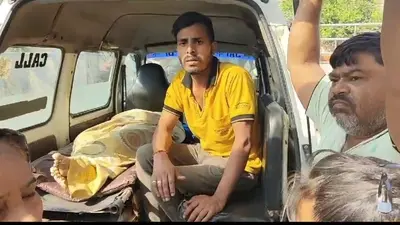 AGRA : लेडी लॉयल हॉस्पिटल में जच्चा- बच्चा की मौत, परिजनों ने डॉक्टरों पर लापरवाही का आरोप लगाकर काटा हंगामा