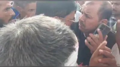 बरेली: पुलिस की पिटाई से किसान की मौत, अंतिम संस्कार में भिड़े BJP विधायक और सपा जिलाध्यक्ष, वीडियो हुआ वायरल