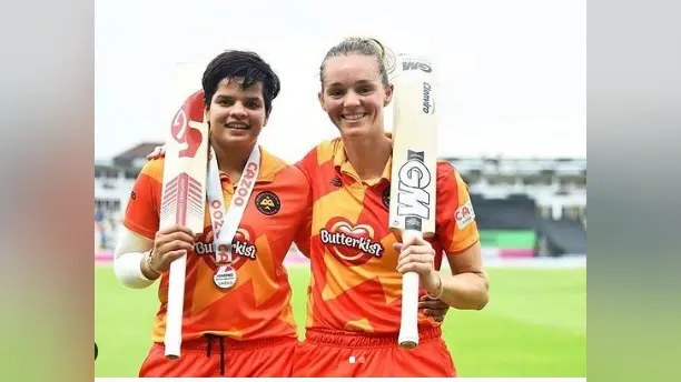 शेफाली वर्मा ने देश के लिए छोड़ा विदेशी लीग, टीम इंडिया से जुड़ने के लिए इंग्लैंड से आईं वापस