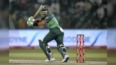 Pakistan vs Australia: बाबर आजम ने वनडे में जमाया सबसे तेज 15 शतक, हाशिम आमला का वर्ल्ड रिकॉर्ड तोड़ा