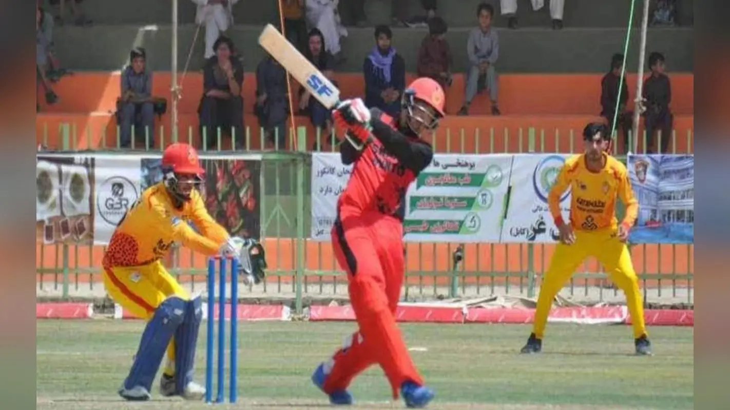 VIDEO: एक ओवर में 7 छक्के जड़कर अफगानिस्तान के बल्लेबाज ने मचाई तबाही, बटोरे 48 रन, वीडियो वायरल