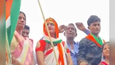 Viral Video: सीमा हैदर ने फहराया तिरंगा, बॉलीवुड में बन सकती है सचिन के साथ मोहब्बत पर मूवी