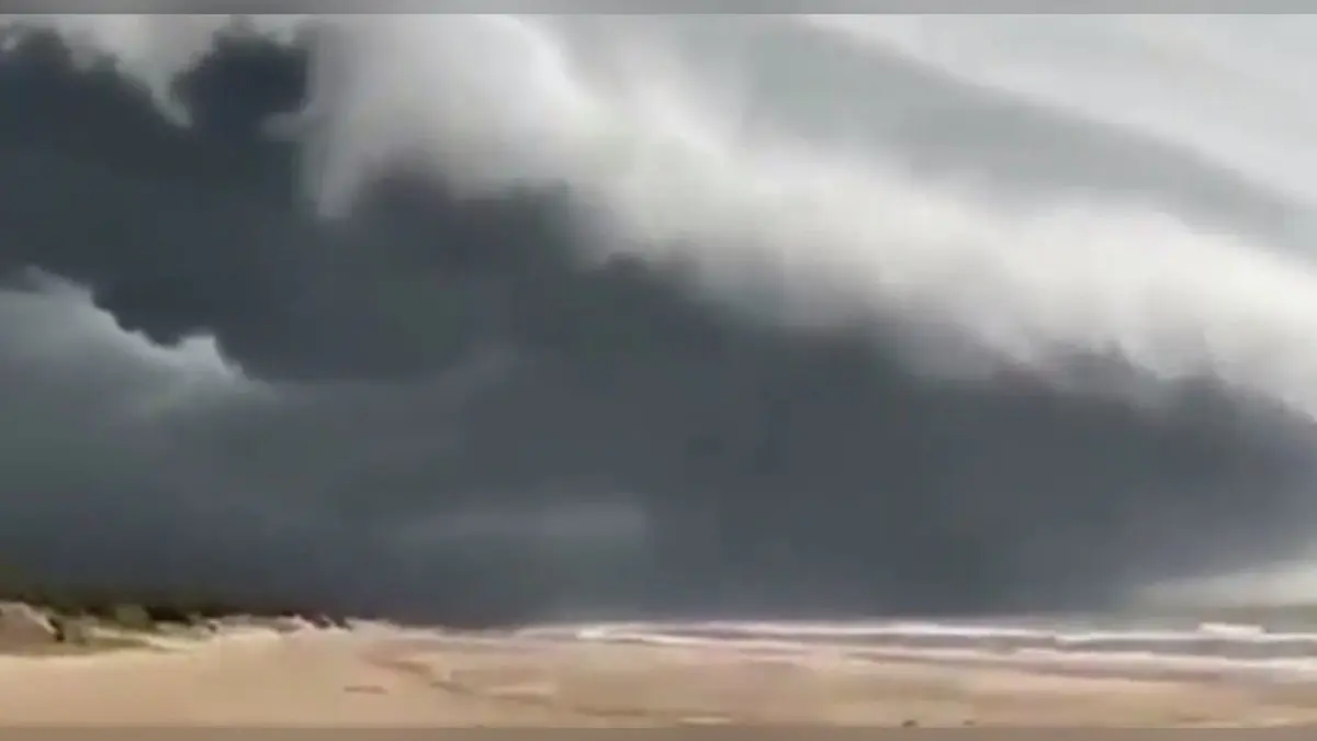 Weather Forecast: चक्रवात ‘जवाद’ का रेड अलर्ट, पुरी तट पर तेज हवाओं के साथ तेज बारिश, कोलकाता में भी झमाझम