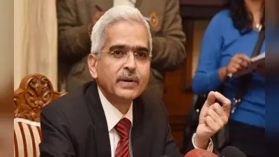 मौद्रिक नीति की घोषणा करते हुए आरबीआई गवर्नर शक्तिकांत दास ने कहा- ‘स्लॉग ओवर’ में बेहतर प्रदर्शन जरूरी