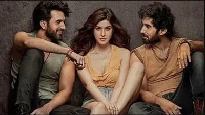 Bedhadak: शनाया कपूर की डेब्यू फिल्म नहीं हुई डिब्बाबंद, करण जौहर ने शेयर किया अपडेट