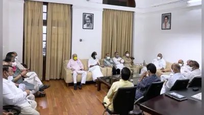 अजित पवार पर NCP चीफ शरद पवार का बड़ा बयान, बोले- अगर कोई पार्टी से अलग होगा तो यह उसकी रणनीति